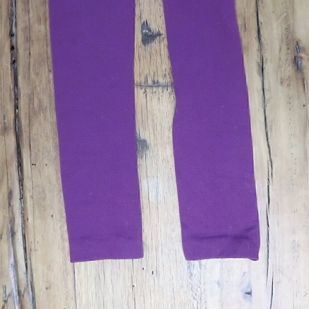 BURGUNDY TIGHTS THERMAL WINTER LAYERING UNDERGARMENT SIZE SMALL